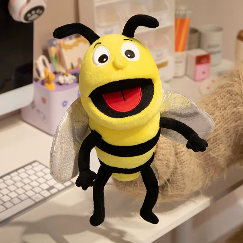 Cute Insect Plush Toys Dragonfly Ants Butterfly Ladybug Bee Cosplay Plush Doll Cute Hand Finger Puppet Educational Baby Toys