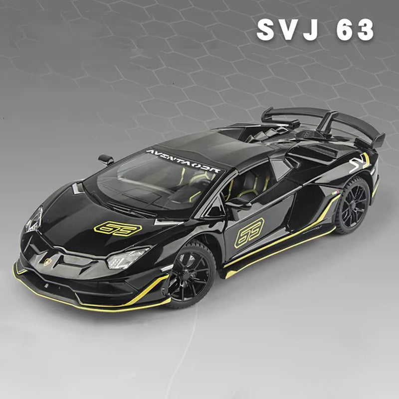 1:24 Lambor SVJ63 Alloy Super Sports Car Model Diecasts Metal Casting Sound Light Pull Back Function Toys for Children Vehicles