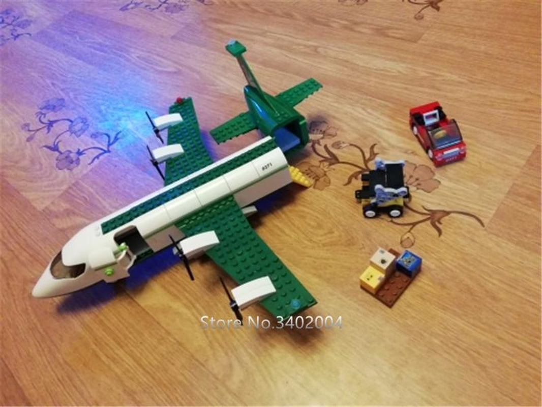 City Cargo Airplane Building Blocks Toy Creative Educational Airport Playset